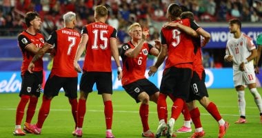 هزيمة النمسا أمام الجزائر تضعها خارج سباق التأهل إلى كأس العالم في إسبانيا