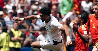 عمر مرموش: عنصر أساسي في منتخب الفراعنة وأدوار متنوعة مع مانشستر سيتي