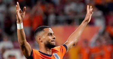 وفاة نجل كودي جاكبو نجم هولندا قبل مباراة المغرب في كأس العالم