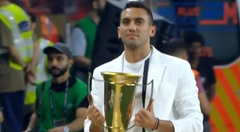 أحمد الجندي يقدم كأس السوبر المصري قبل مباراة الأهلي والزمالك – الدليل المصري