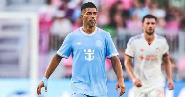 لويس سواريز غير مدرج في قائمة أوروجواي لكأس العالم 2026