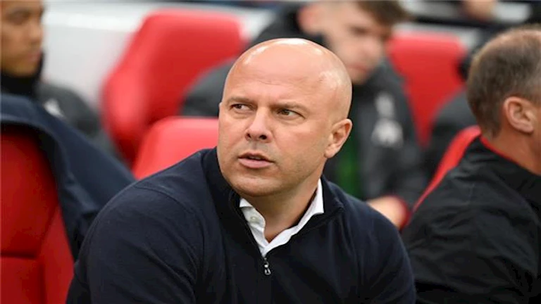 ليفربول يعلن رسمياً عن رحيل أرني سلوت