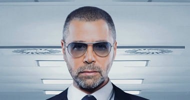 25 عامًا على ‘عربى أنا’.. يورى مرقدى يعود بنظاراته الحمراء